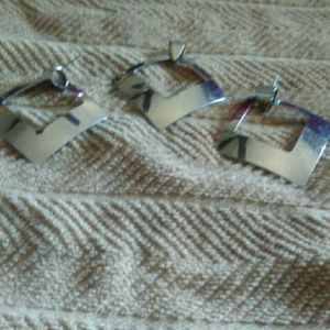 Earring and pendant set